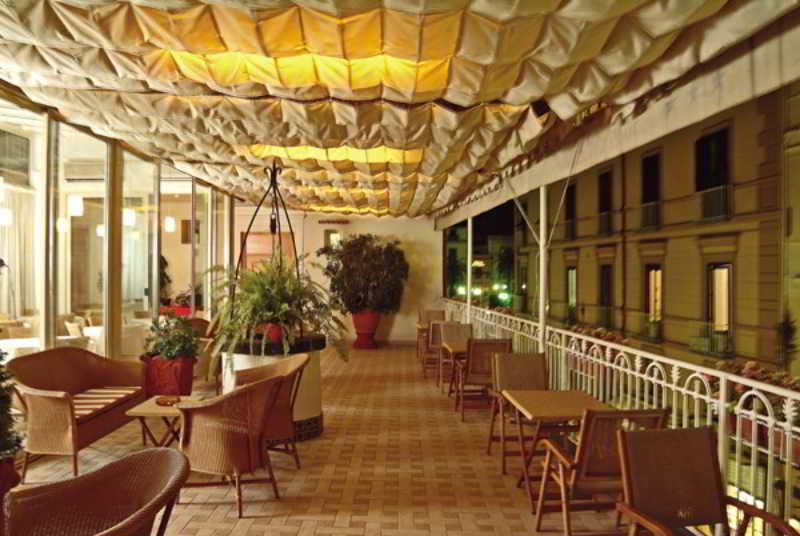 Hotel Del Corso ซอร์เรนโต ภายนอก รูปภาพ