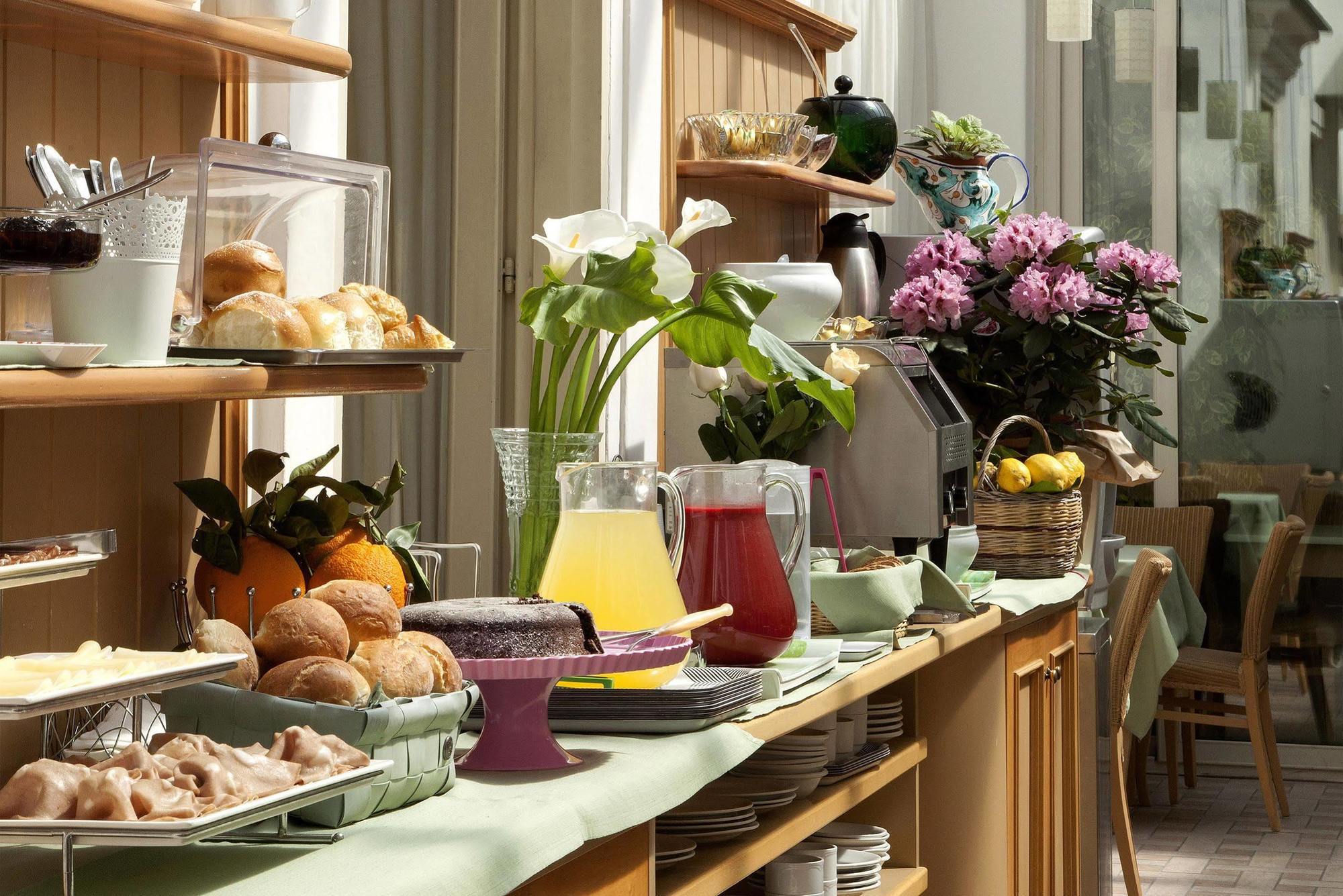 Hotel Del Corso ซอร์เรนโต ภายนอก รูปภาพ