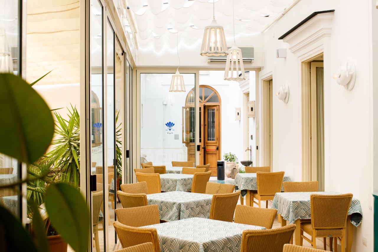 Hotel Del Corso ซอร์เรนโต ภายนอก รูปภาพ